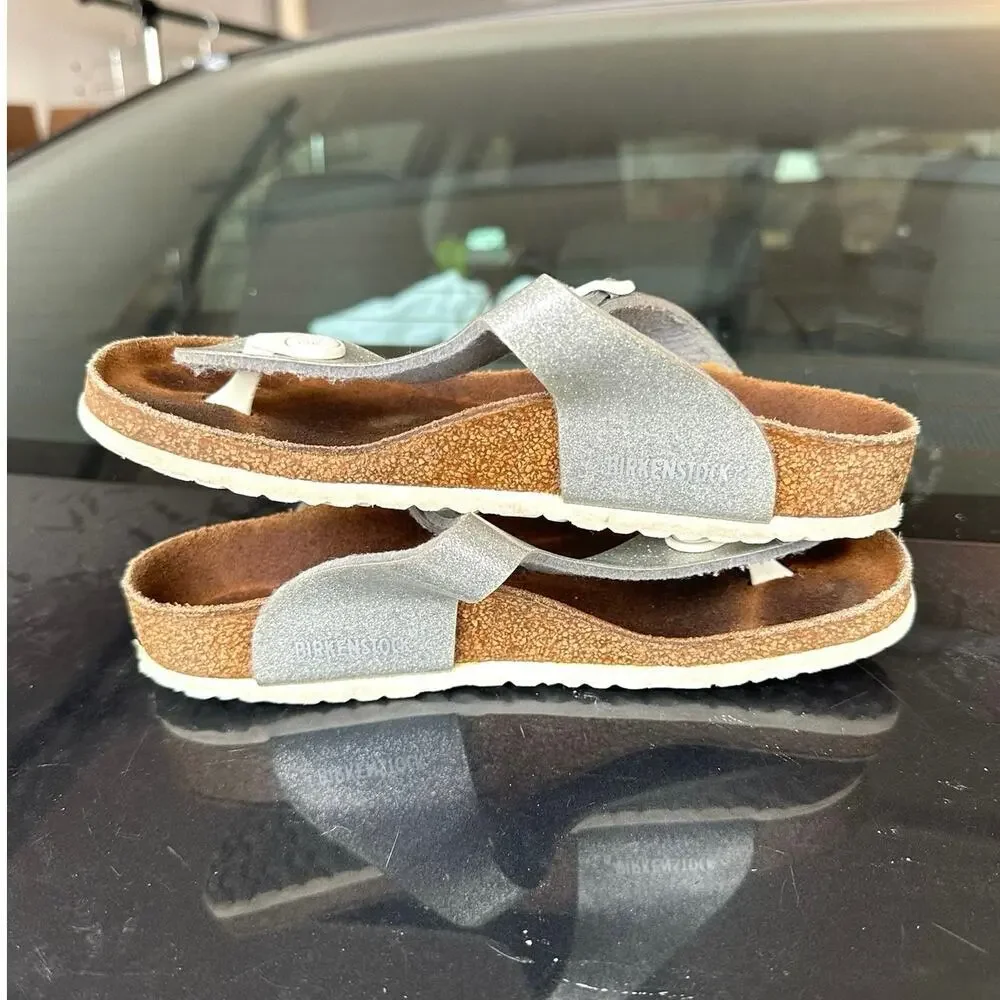 Birkenstock Gizeh Silver Metallic Thong Sandals Birk Size 33 US Size 2‎ Kids